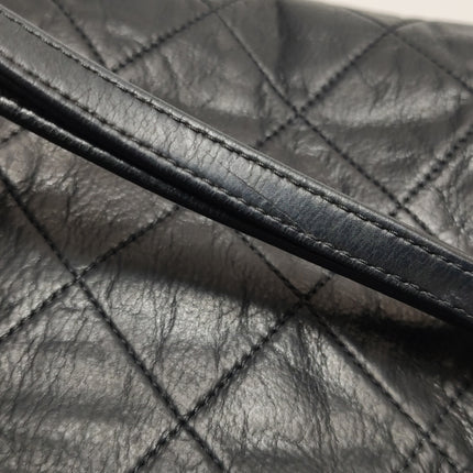 Chanel Chic Quilt Flap Large Black Leather Gold Hardware Shoulder Bag