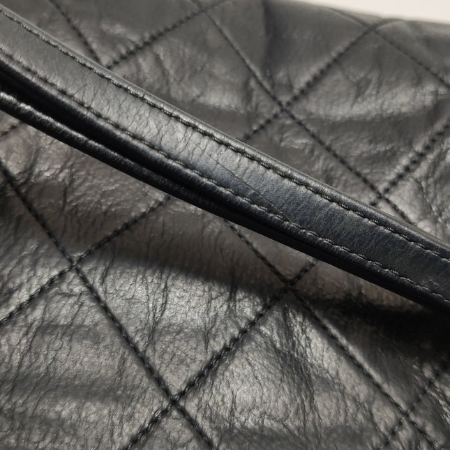 Chanel Chic Quilt Flap Large Black Leather Gold Hardware Shoulder Bag