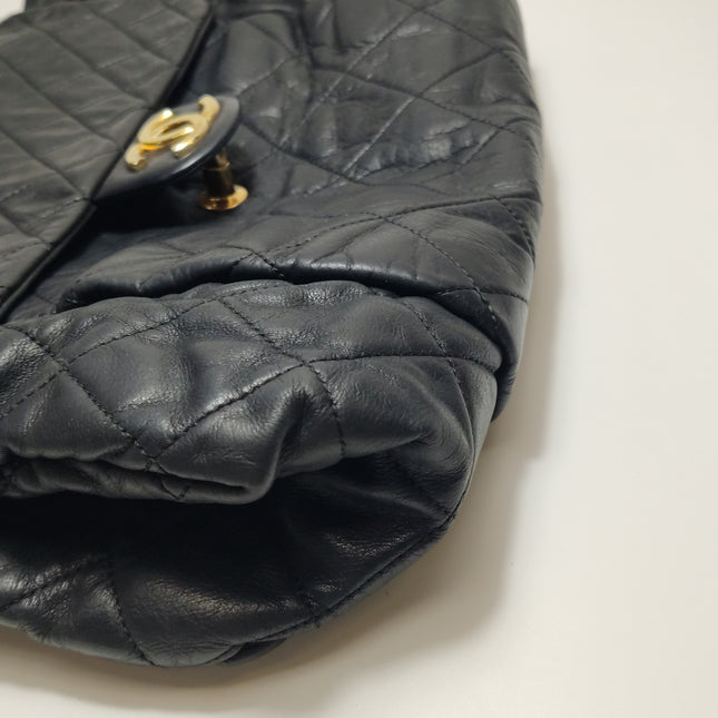 Chanel Chic Quilt Flap Large Black Leather Gold Hardware Shoulder Bag