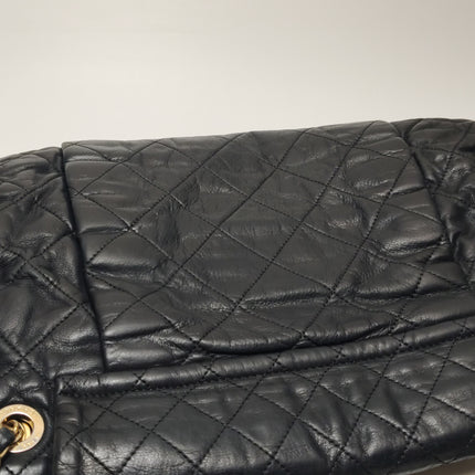 Chanel Chic Quilt Flap Large Black Leather Gold Hardware Shoulder Bag