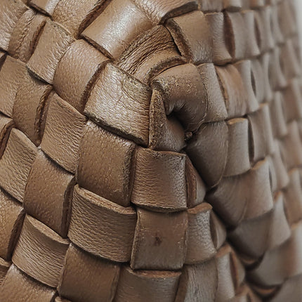 Bottega Veneta Cabat Tote Intreccio Leather Tan Brown 40cm