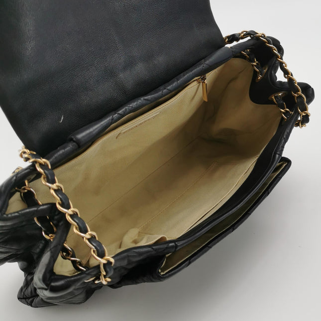 Chanel Chic Quilt Flap Large Black Leather Gold Hardware Shoulder Bag