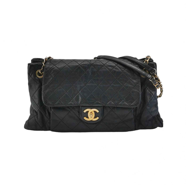 Chanel Chic Quilt Flap Large Black Leather Gold Hardware Shoulder Bag