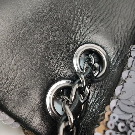 Sac Chanel Paillettes Flap Bag Rectangulaire Mini Paillettes Bleu Marine et Argent