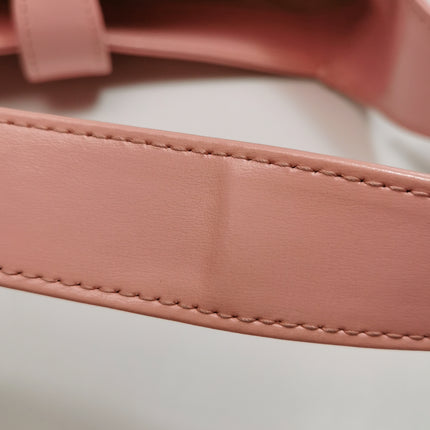 Sac Gucci Jackie 1961 en cuir petite taille avec bandoulière réglable Rose