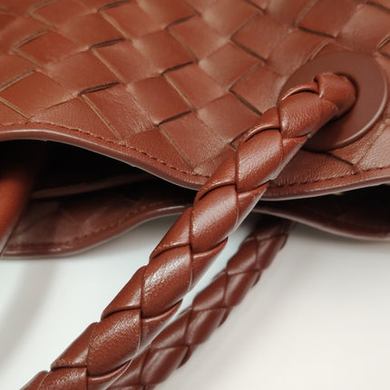 Bottega Veneta Andiamo Large Milk Chocolate Brown Handbag