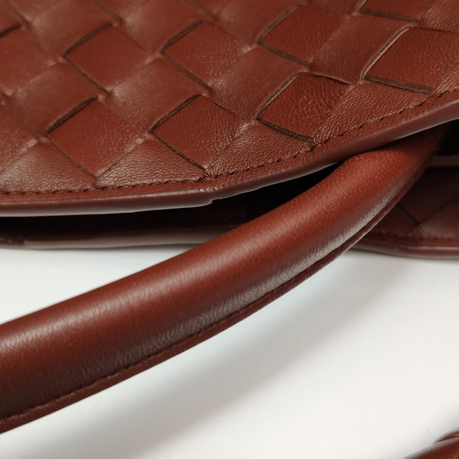 Bottega Veneta Andiamo Large Milk Chocolate Brown Handbag