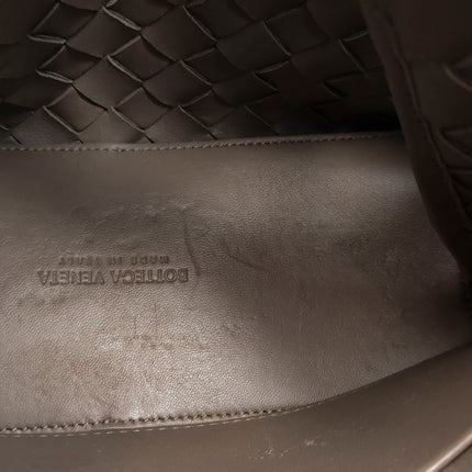 Bottega Veneta Small Andiamo Milk Chocolate Brown Intrecciato Handbag