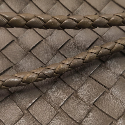 Bottega Veneta Small Andiamo Milk Chocolate Brown Intrecciato Handbag