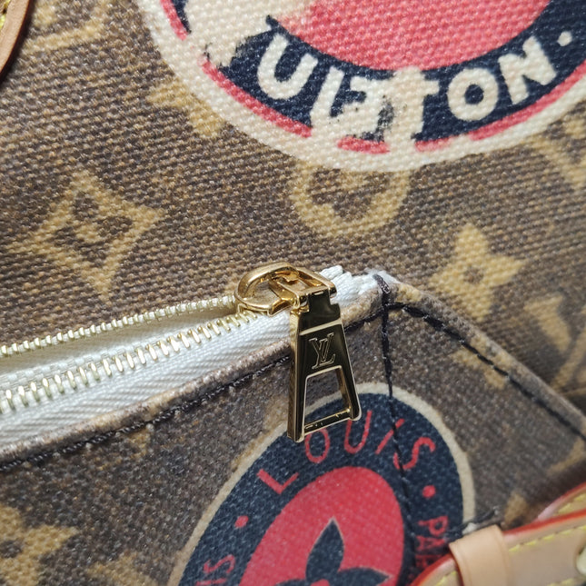 Sac cabas Louis Vuitton OnTheGo Large Hotel Labels Monogram Marron