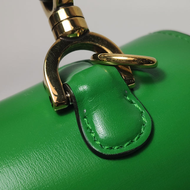 Sac à poignée supérieure Gucci Bamboo 1947 petit en cuir Box vert avec sangle en toile