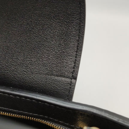 Sac bandoulière Louis Vuitton x Fornasetti Cannes Vase en cuir verni architectural
