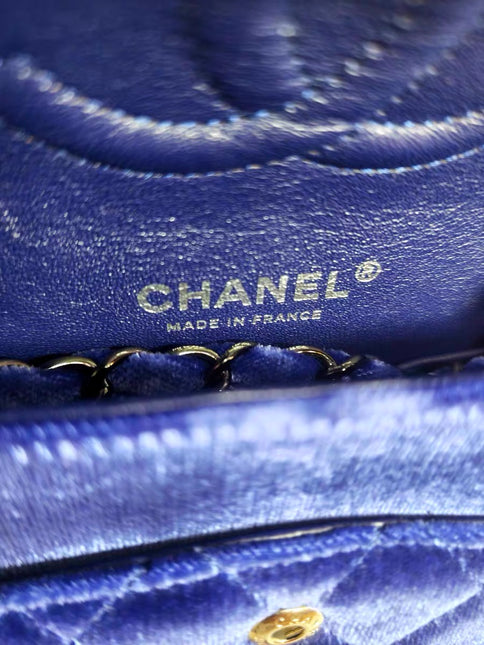 Chanel Classic Flap Medium Royal Blue Velvet Silver Hardware