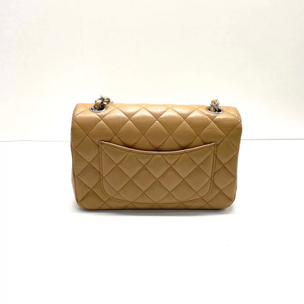 Chanel Classic Flap Rectangulaire Mini Cuir d'Agneau Beige Métal Argenté 2018