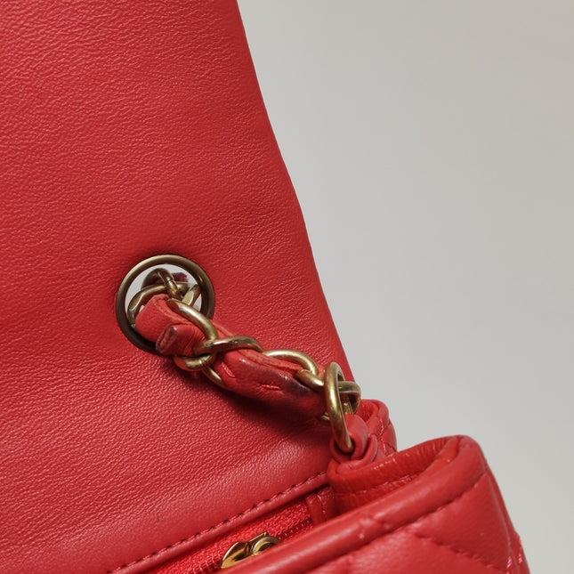 Chanel Classic Flap Mini 2019 Red Lambskin Leather Gold Hardware
