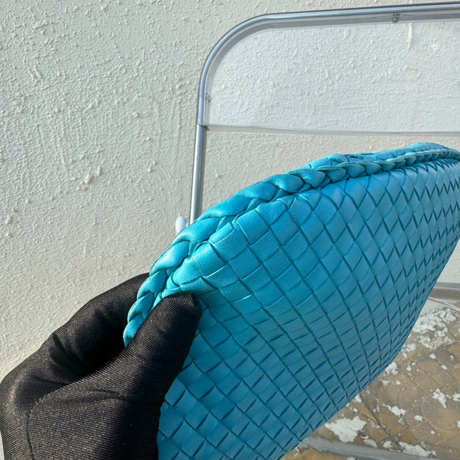 Bottega Veneta Veneta Hobo Medium Light Blue Intrecciato Leather Bag 40cm