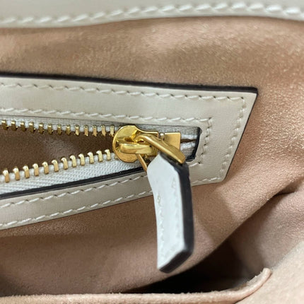 Sold Gucci Jackie 1961 White Leather Bag Small Missing Strap