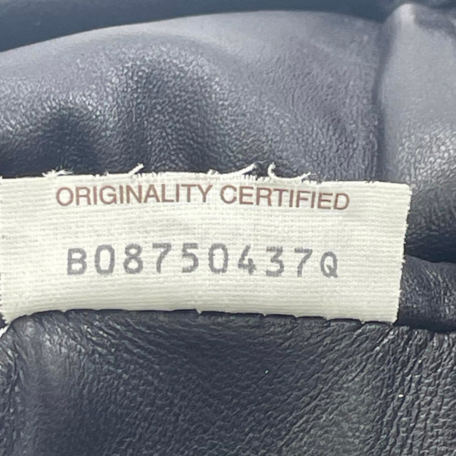 Bottega Veneta Pouch Large Intrecciato Black Calfskin Leather Clutch