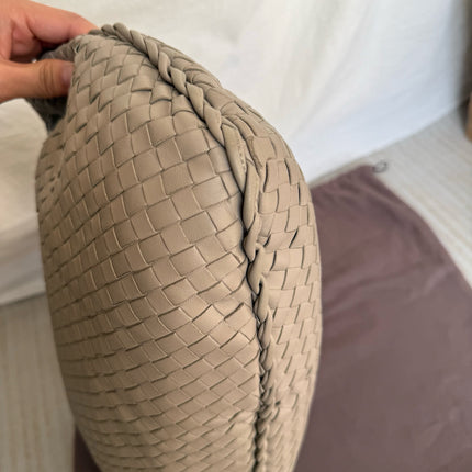 Bottega Veneta Veneta Hobo Grey Intreciatto Leather Bag Medium