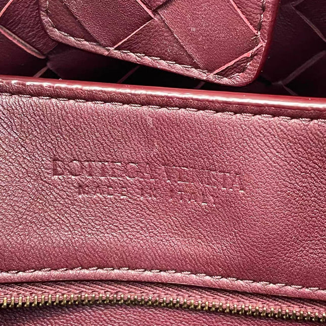 Bottega Veneta Andiamo Large Burgundy Handbag