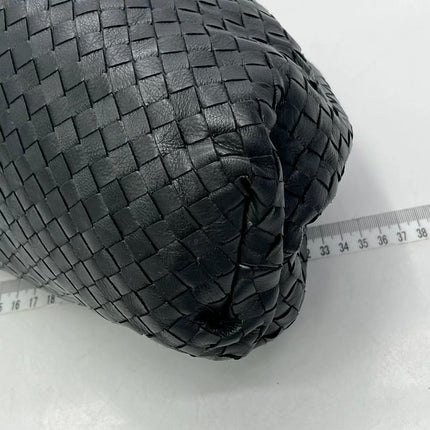Bottega Veneta Pouch Large Intrecciato Black Calfskin Leather Clutch
