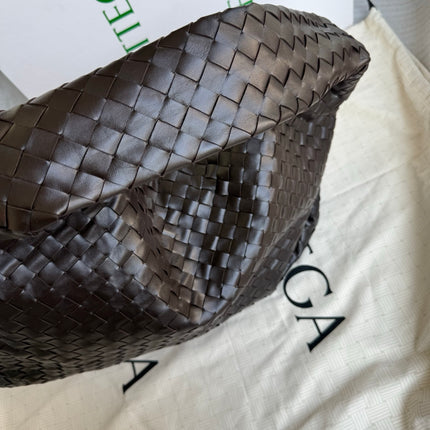 Bottega Veneta Hop Large Leather Fondant Chocolate Brown Hobo Bag