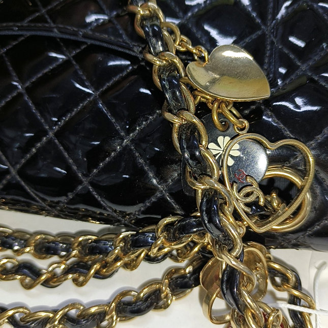 Chanel Classic Flap Medium Black Patent Leather Gold HW Seasonal Chain