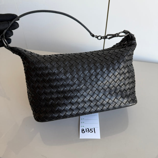Bottega Veneta Sloane Shoulder Bag Black Small 25cm-Luxbags