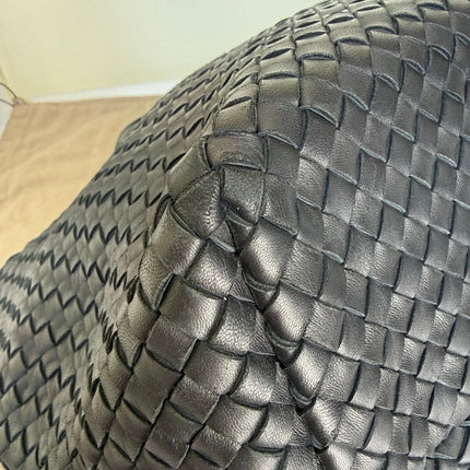 Bottega Veneta Cabat Large Intreccio Leather Tote Bag Black 45cm