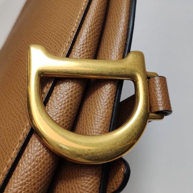 Dior Saddle 2019 Medium Tan Brown Grained Calfskin Leather Bag