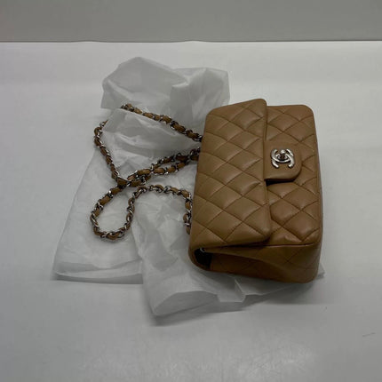 Chanel Classic Flap Rectangulaire Mini Cuir d'Agneau Beige Métal Argenté 2018
