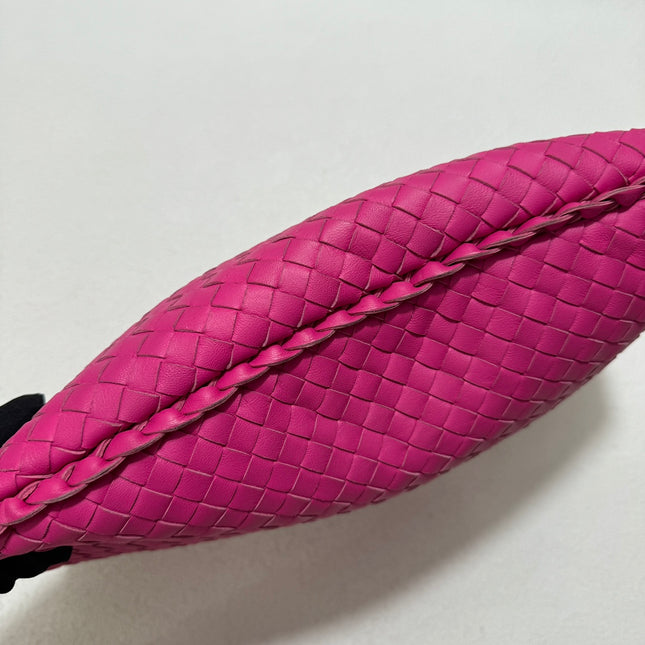 Bottega Veneta Veneta Hobo Medium Fuchsia Intrecciato Leather Bag 40cm