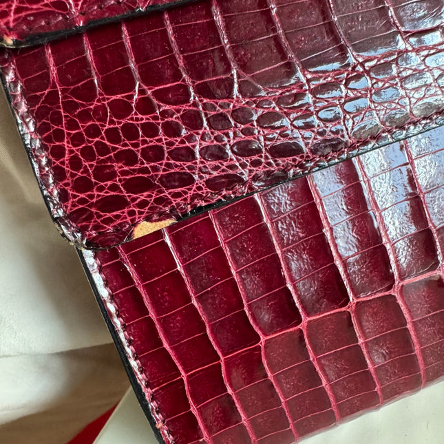 Vintage Burgundy Crocodile Leather Gold-tone Hardware Clutch Shoulder Bag