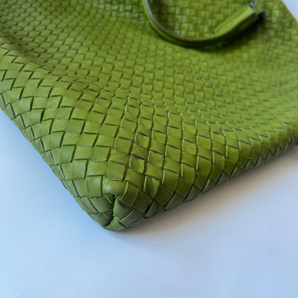 Bottega Veneta Maxi Convertible Tote Bag Hobo Green Leather Two-way Carry 52cm