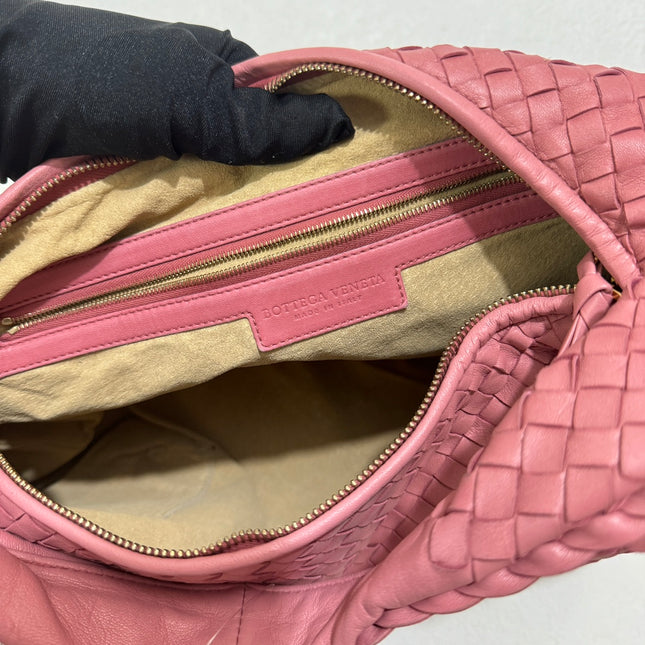 Bottega Veneta Veneta Hobo Medium Coral Intrecciato Leather Bag 47cm