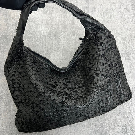 Bottega Veneta Veneta Hobo Maxi Black Leather and Velvet 52cm