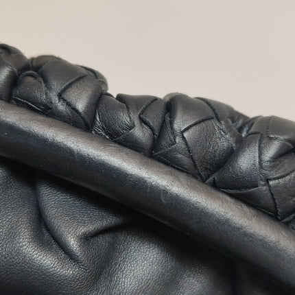 Bottega Veneta Pouch Large Intrecciato Black Calfskin Leather Clutch