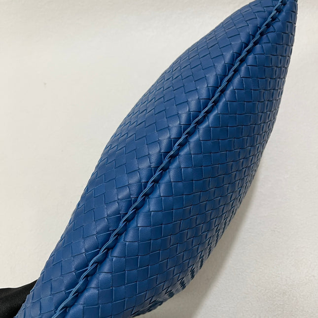 Sold Bottega Veneta Veneta Hobo Medium Blue Intrecciato Leather Bag 47cm