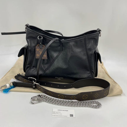Louis Vuitton CarryAll Cargo Vibe PM Small Lambskin Leather So Black Shoulder Bag-Luxbags