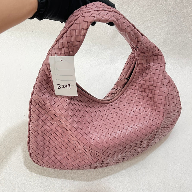 Sold Bottega Veneta Veneta Hobo Medium Cherry Blossom Pink Intrecciato Leather Bag 40cm