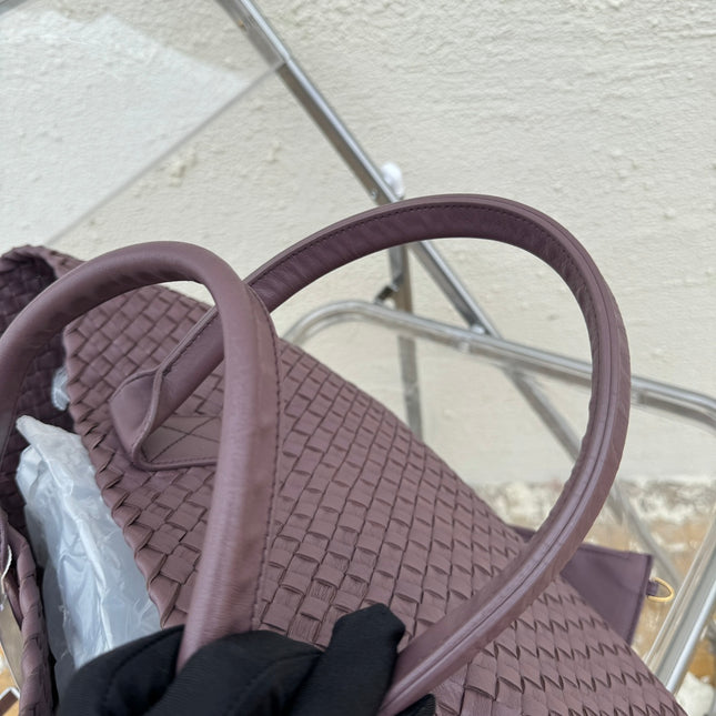 Sold Bottega Veneta Cabat Large Intreccio Leather Tote Bag Dark Lavender Purple 40-43cm