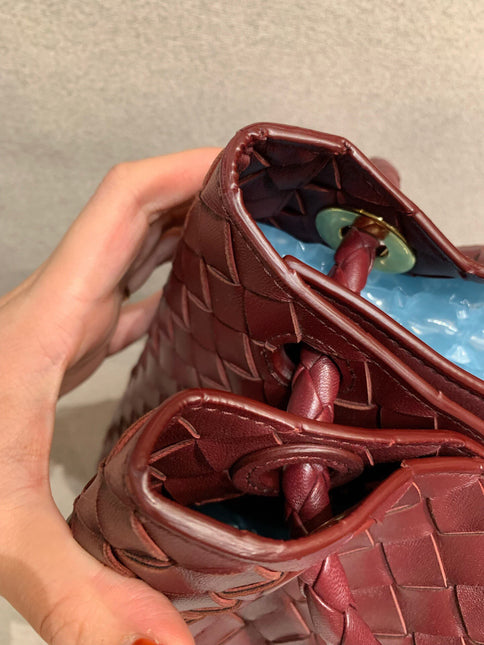 Bottega Veneta Andiamo Large Burgundy Handbag