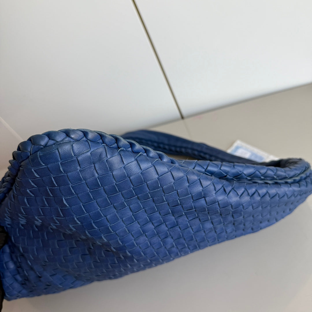 Bottega Veneta Veneta Hobo Maxi Dark Navy Intrecciato Leather 52cm