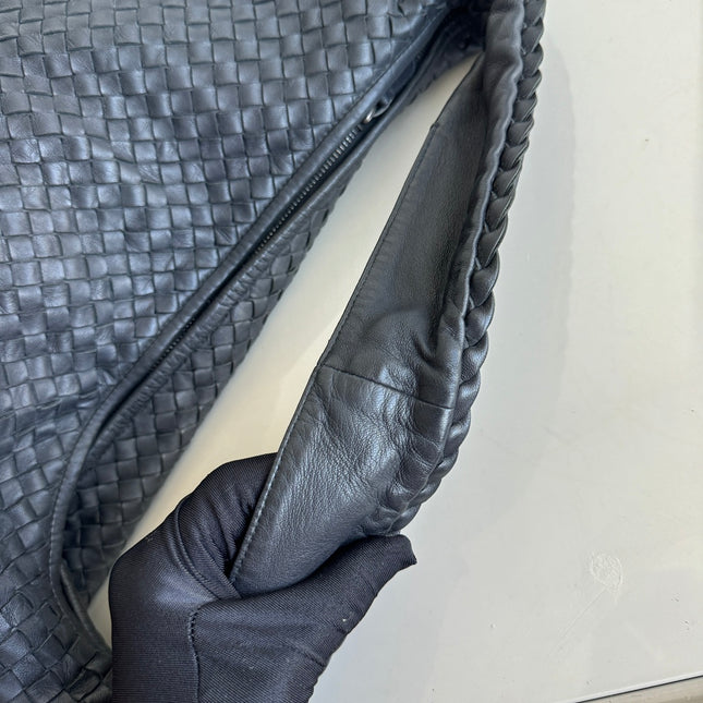 Sold Bottega Veneta Veneta Hobo Large Black 54cm Lambskin Leather