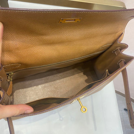 Hermes Kelly 32 Sellier Vintage Gold Epsom Leather Gold Hardware With Strap 1990
