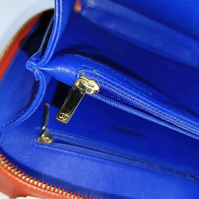 Chanel Filigree Medium Vanity Case Tricolor Caviar Leather, 2018-2019
