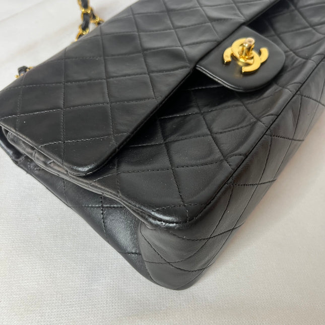 Chanel Classic Flap Vintage Medium Black Lambskin Leather 24k Gold Hardware 1994-1996