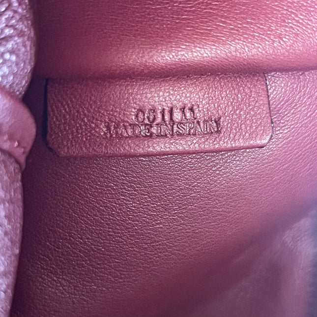 Loewe Amazona 36 Medium Burgundy Leather Dragon Lock Gold-tone Hardware