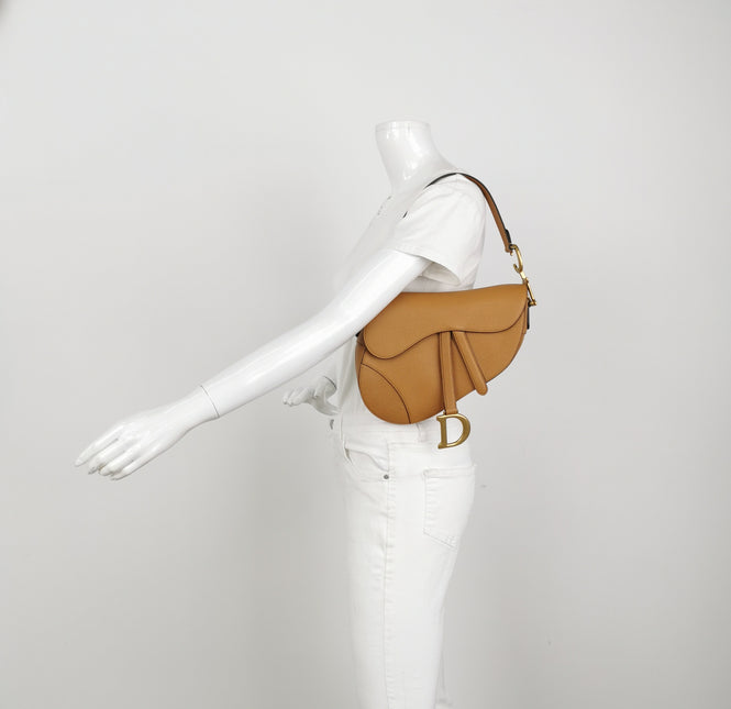 Dior Saddle 2021 Medium Tan Brown Grained Calfskin Leather Bag