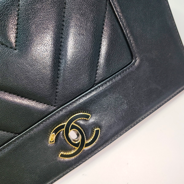 Chanel Single Flap Medium Chevron Black Quilted Lambskin Leather, 2017-2018